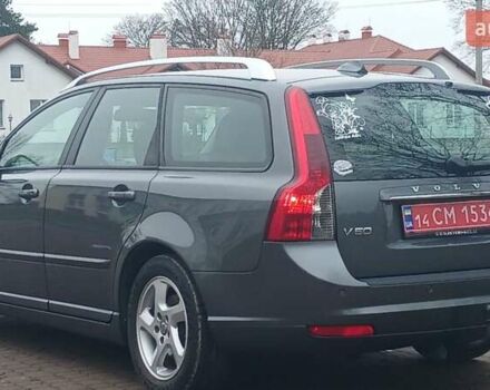 Сірий Вольво V50, об'ємом двигуна 0 л та пробігом 225 тис. км за 8750 $, фото 73 на Automoto.ua