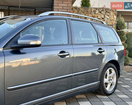 Серый Вольво В50, объемом двигателя 1.6 л и пробегом 215 тыс. км за 7499 $, фото 35 на Automoto.ua