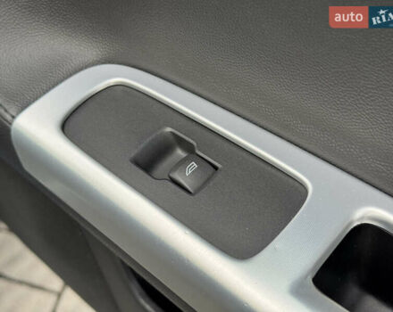 Сірий Вольво V50, об'ємом двигуна 1.6 л та пробігом 218 тис. км за 8899 $, фото 89 на Automoto.ua