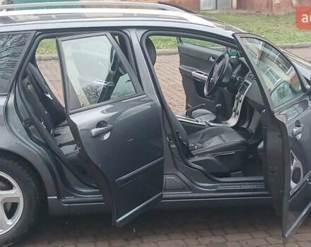 Сірий Вольво V50, об'ємом двигуна 0 л та пробігом 225 тис. км за 8750 $, фото 36 на Automoto.ua