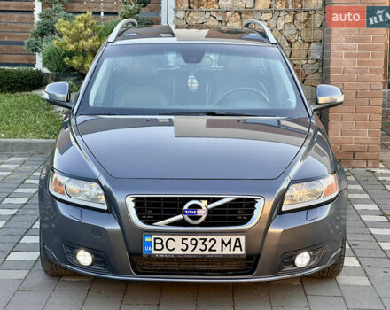 Серый Вольво В50, объемом двигателя 1.6 л и пробегом 215 тыс. км за 7499 $, фото 6 на Automoto.ua