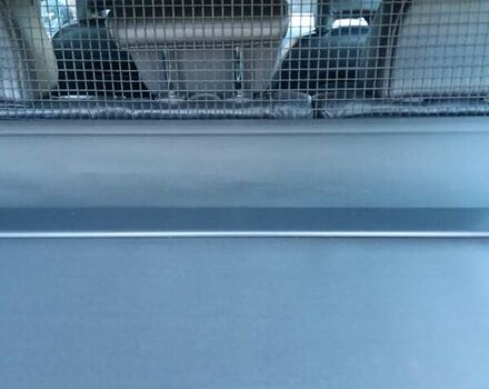 Серый Вольво В50, объемом двигателя 1.56 л и пробегом 350 тыс. км за 7200 $, фото 3 на Automoto.ua