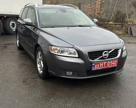 Серый Вольво В50, объемом двигателя 1.6 л и пробегом 219 тыс. км за 9700 $, фото 13 на Automoto.ua