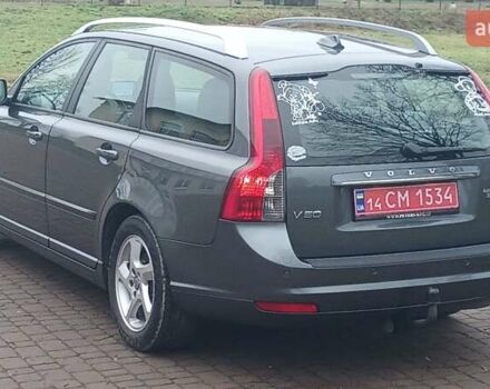 Сірий Вольво V50, об'ємом двигуна 0 л та пробігом 225 тис. км за 8750 $, фото 94 на Automoto.ua