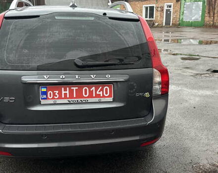 Серый Вольво В50, объемом двигателя 1.6 л и пробегом 219 тыс. км за 9700 $, фото 16 на Automoto.ua