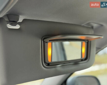 Сірий Вольво V50, об'ємом двигуна 1.6 л та пробігом 218 тис. км за 8899 $, фото 67 на Automoto.ua