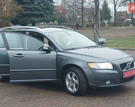 Сірий Вольво V50, об'ємом двигуна 0 л та пробігом 225 тис. км за 8750 $, фото 40 на Automoto.ua