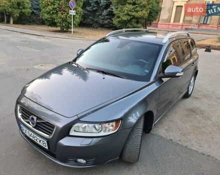 Сірий Вольво V50, об'ємом двигуна 1.56 л та пробігом 228 тис. км за 8500 $, фото 3 на Automoto.ua