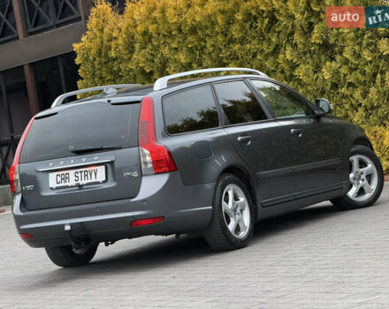 Серый Вольво В50, объемом двигателя 1.6 л и пробегом 222 тыс. км за 8500 $, фото 22 на Automoto.ua