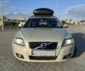 Серый Вольво В50, объемом двигателя 1.6 л и пробегом 229 тыс. км за 8300 $, фото 1 на Automoto.ua