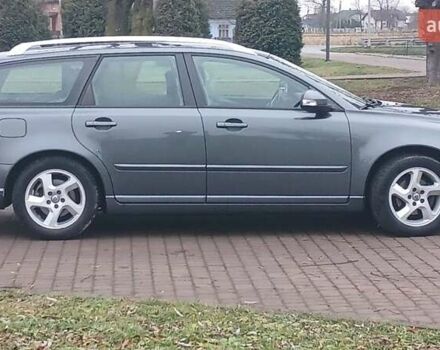 Сірий Вольво V50, об'ємом двигуна 0 л та пробігом 225 тис. км за 8750 $, фото 7 на Automoto.ua
