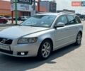 Серый Вольво В50, объемом двигателя 1.56 л и пробегом 271 тыс. км за 8550 $, фото 1 на Automoto.ua