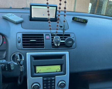 Серый Вольво В50, объемом двигателя 1.6 л и пробегом 245 тыс. км за 8500 $, фото 11 на Automoto.ua