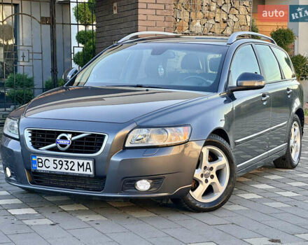 Серый Вольво В50, объемом двигателя 1.6 л и пробегом 215 тыс. км за 7499 $, фото 29 на Automoto.ua