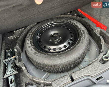 Сірий Вольво V50, об'ємом двигуна 1.6 л та пробігом 218 тис. км за 8899 $, фото 79 на Automoto.ua