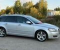 Серый Вольво В50, объемом двигателя 2 л и пробегом 241 тыс. км за 10250 $, фото 5 на Automoto.ua