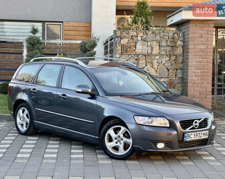 Серый Вольво В50, объемом двигателя 1.6 л и пробегом 215 тыс. км за 7499 $, фото 3 на Automoto.ua