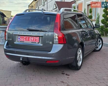 Серый Вольво В50, объемом двигателя 1.6 л и пробегом 216 тыс. км за 8999 $, фото 76 на Automoto.ua