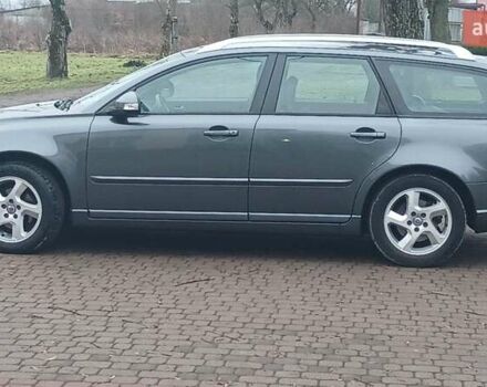 Сірий Вольво V50, об'ємом двигуна 0 л та пробігом 225 тис. км за 8750 $, фото 65 на Automoto.ua