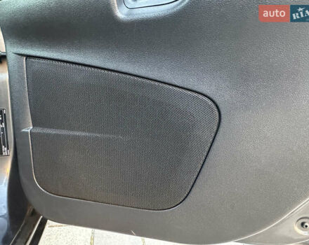 Серый Вольво В50, объемом двигателя 1.6 л и пробегом 215 тыс. км за 7499 $, фото 136 на Automoto.ua