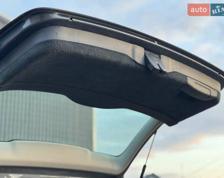 Серый Вольво В50, объемом двигателя 1.6 л и пробегом 228 тыс. км за 8950 $, фото 57 на Automoto.ua