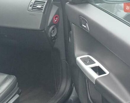 Сірий Вольво V50, об'ємом двигуна 0 л та пробігом 225 тис. км за 8750 $, фото 46 на Automoto.ua