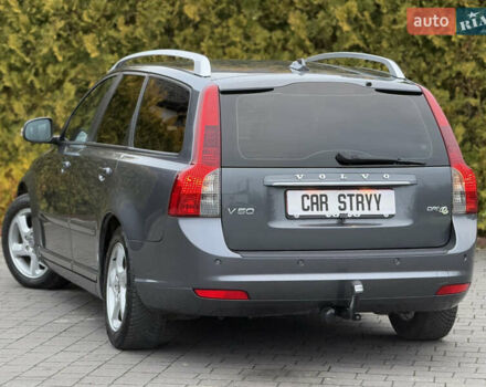 Серый Вольво В50, объемом двигателя 1.6 л и пробегом 222 тыс. км за 8500 $, фото 16 на Automoto.ua