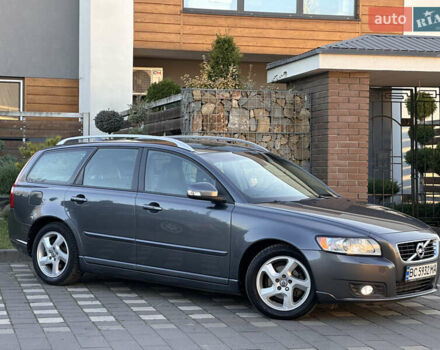 Серый Вольво В50, объемом двигателя 1.6 л и пробегом 215 тыс. км за 7499 $, фото 58 на Automoto.ua