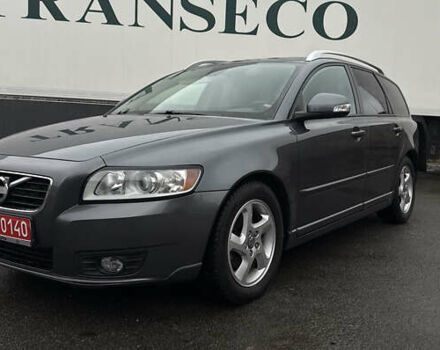 Серый Вольво В50, объемом двигателя 1.6 л и пробегом 219 тыс. км за 9700 $, фото 9 на Automoto.ua