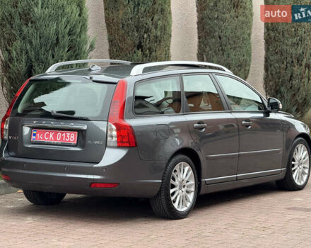 Сірий Вольво V50, об'ємом двигуна 1.6 л та пробігом 207 тис. км за 8500 $, фото 10 на Automoto.ua