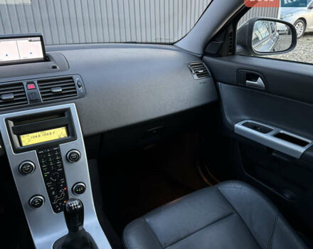 Серый Вольво В50, объемом двигателя 1.6 л и пробегом 228 тыс. км за 8950 $, фото 48 на Automoto.ua