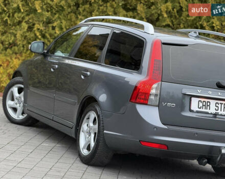Серый Вольво В50, объемом двигателя 1.6 л и пробегом 222 тыс. км за 8500 $, фото 17 на Automoto.ua