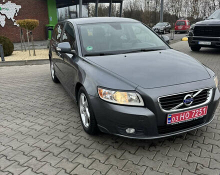 Сірий Вольво V50, об'ємом двигуна 1.6 л та пробігом 200 тис. км за 9300 $, фото 2 на Automoto.ua