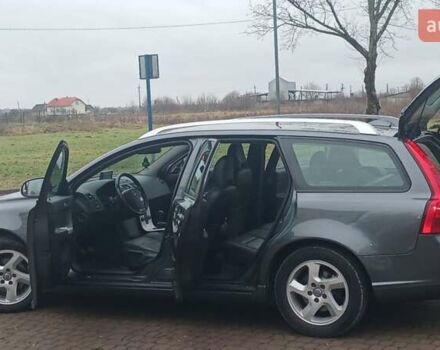 Сірий Вольво V50, об'ємом двигуна 0 л та пробігом 225 тис. км за 8750 $, фото 38 на Automoto.ua