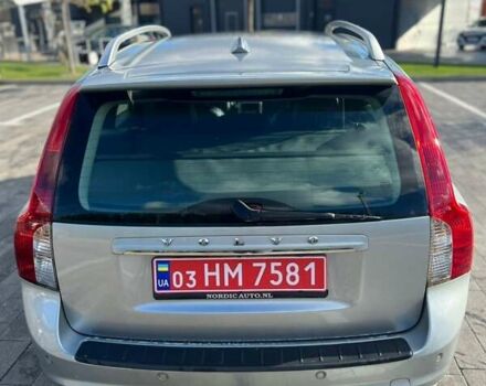 Серый Вольво В50, объемом двигателя 1.6 л и пробегом 245 тыс. км за 8850 $, фото 7 на Automoto.ua