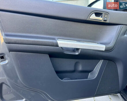 Серый Вольво В50, объемом двигателя 1.6 л и пробегом 215 тыс. км за 7499 $, фото 107 на Automoto.ua