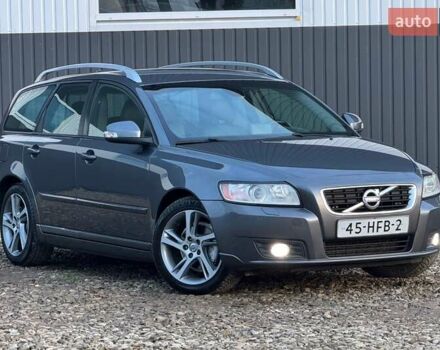 Серый Вольво В50, объемом двигателя 1.6 л и пробегом 228 тыс. км за 8950 $, фото 59 на Automoto.ua