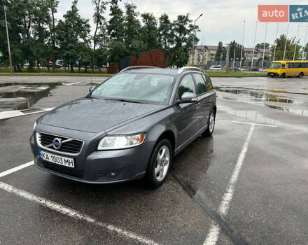 Сірий Вольво V50, об'ємом двигуна 1.56 л та пробігом 246 тис. км за 8300 $, фото 3 на Automoto.ua