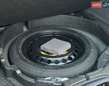 Серый Вольво В50, объемом двигателя 1.6 л и пробегом 228 тыс. км за 8950 $, фото 56 на Automoto.ua