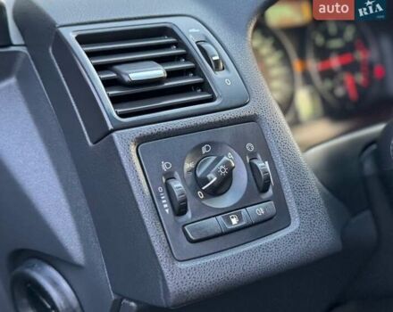 Серый Вольво В50, объемом двигателя 1.6 л и пробегом 228 тыс. км за 8950 $, фото 35 на Automoto.ua