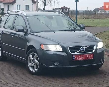 Серый Вольво В50, объемом двигателя 1.6 л и пробегом 225 тыс. км за 8999 $, фото 3 на Automoto.ua