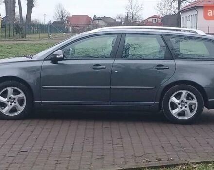 Сірий Вольво V50, об'ємом двигуна 0 л та пробігом 225 тис. км за 8750 $, фото 10 на Automoto.ua