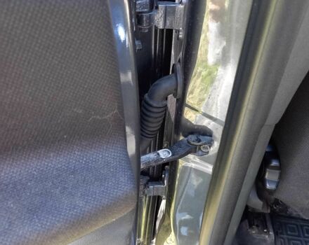 Серый Вольво В50, объемом двигателя 1.6 л и пробегом 266 тыс. км за 6400 $, фото 8 на Automoto.ua