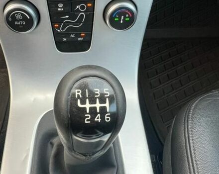 Серый Вольво В50, объемом двигателя 1.6 л и пробегом 240 тыс. км за 8799 $, фото 25 на Automoto.ua