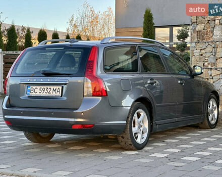 Серый Вольво В50, объемом двигателя 1.6 л и пробегом 215 тыс. км за 7499 $, фото 88 на Automoto.ua