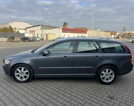 Серый Вольво В50, объемом двигателя 1.6 л и пробегом 240 тыс. км за 8999 $, фото 5 на Automoto.ua