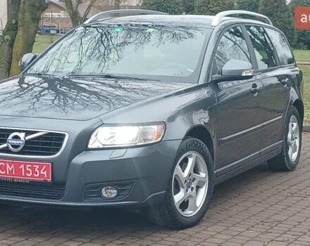 Сірий Вольво V50, об'ємом двигуна 0 л та пробігом 225 тис. км за 8750 $, фото 77 на Automoto.ua