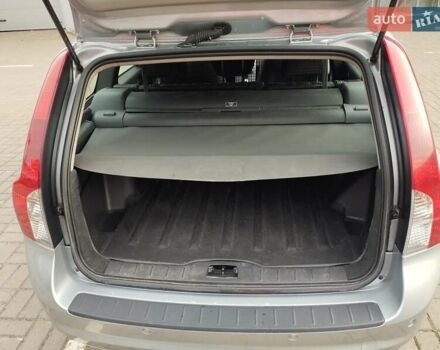 Сірий Вольво V50, об'ємом двигуна 1.6 л та пробігом 170 тис. км за 8100 $, фото 9 на Automoto.ua