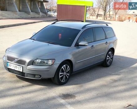 Сірий Вольво V50, об'ємом двигуна 2 л та пробігом 314 тис. км за 4950 $, фото 1 на Automoto.ua