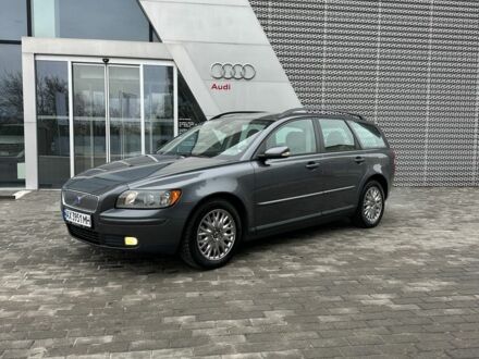 Сірий Вольво V50, об'ємом двигуна 2 л та пробігом 290 тис. км за 6700 $, фото 1 на Automoto.ua